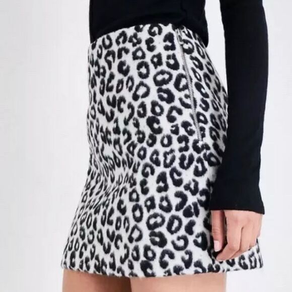 NWT Maje Jazara Snow Leopard Wool Mini Skirt Size 36 - Picture 5 of 15